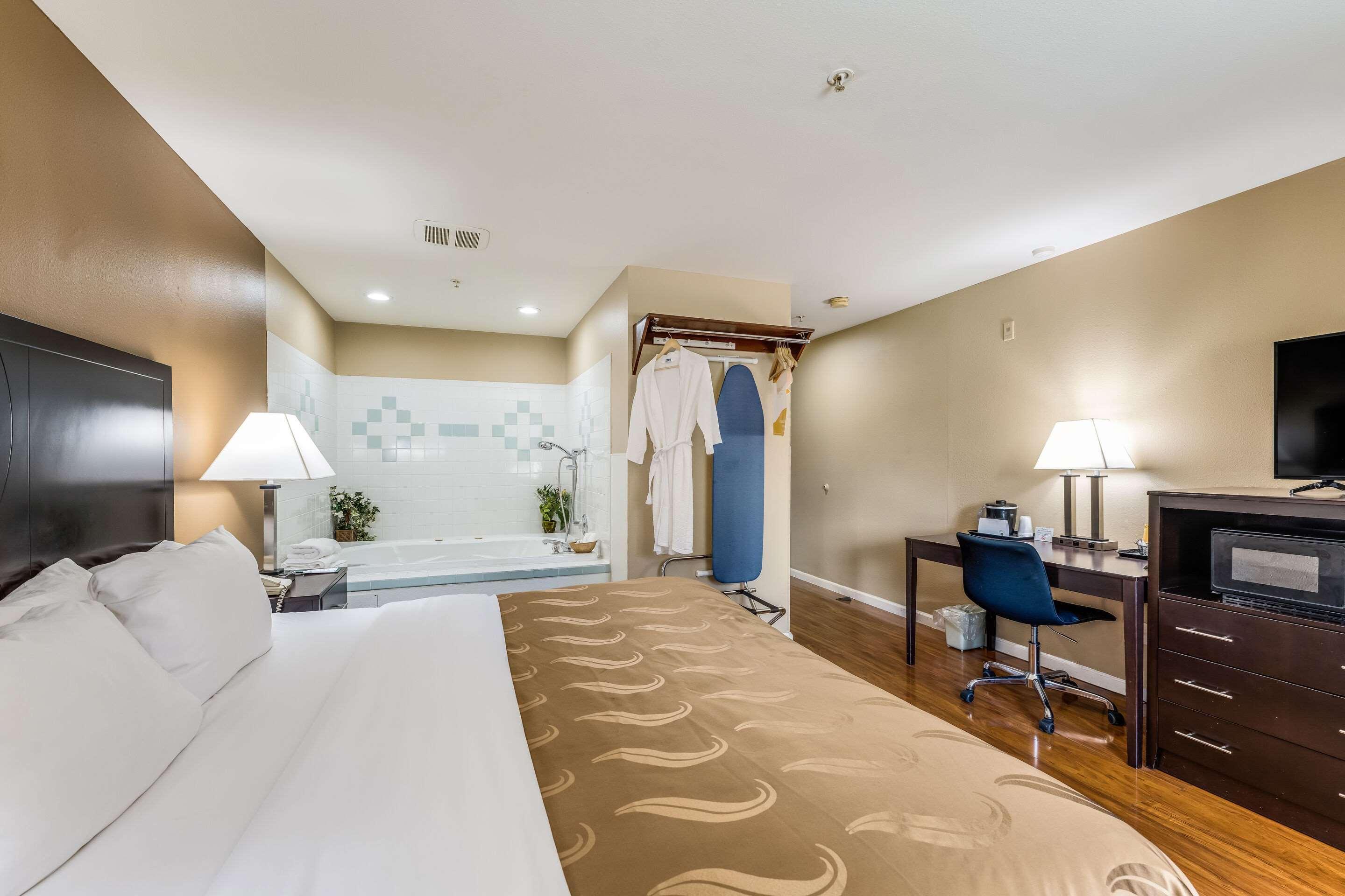 Quality Inn Cle Elum-Ellensburg Exterior photo